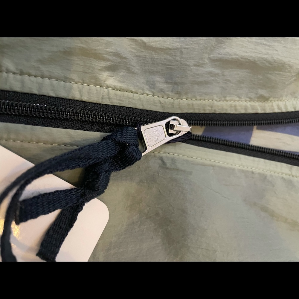 MONCLER CRAIG GREEN GRAPHIC LIGHTWEIGHT JACKET - Picture 11 of 13
